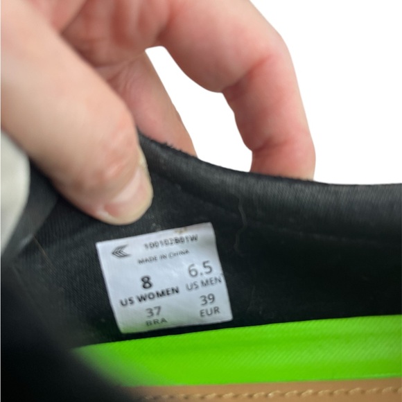 Cariuma OCA low black suede sneakers Sz 8 - Picture 8 of 10